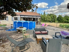 ROSNAY (85320) AU COEUR DU VIGNOBLE MAISON SUR SOUS SOL COMPLET 4 CHAMBRES AVEC VERANDA ET ANNEXES