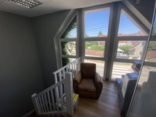 Bâtiment de 350 m2 idéal projet habitation, investisseur, artisan ou commerçant 