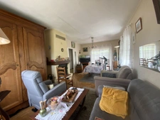 Au calme et sans vis à vis, au cœur de Domois, Maison de caractère avec grand terrain