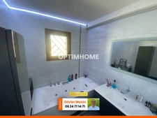 Au calme, Propriété de 250 m2 avec 5/6 chambres+6 garages et piscine