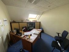 Bâtiment de 350 m2 idéal projet habitation, investisseur, artisan ou commerçant 