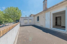IMMEUBLE avec local commercial + appartement à vendre BONNEUIL SUR MARNE (94)