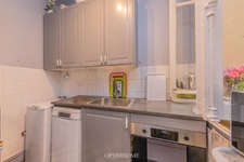  – PORTE DE SAINT-CLOUD – APPARTEMENT TRAVERSANT 2 PIECES - 42 m² – BALCONS – CHARME DE L’ANCIEN