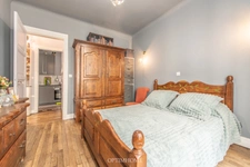  – PORTE DE SAINT-CLOUD – APPARTEMENT TRAVERSANT 2 PIECES - 42 m² – BALCONS – CHARME DE L’ANCIEN