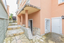 MONT-VALERIEN - MAISON INDEPENDANTE  6 pièces 122,5m² avec Jardin et Garage terrain 271 m²