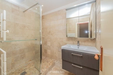 EXCLUSIVITÉ - Appartement 2 Pièces de 50 m² avec Balcon 10m² Cave et Parking