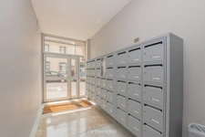 Appartement 2 pièces rénové avec terrasse de 36m² - 15EME ARRONDISSEMENT 