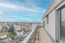 EXCLUSIVITÉ - Appartement 2 Pièces de 50 m² avec Balcon 10m² Cave et Parking