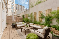 Quartier Champ-de-Mars - Vue Tour Eiffel – Appartement – 2/3 pièces avec grande terrasse sans vis-à-vis -  