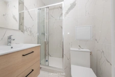 Appartement 2 pièces rénové avec terrasse de 36m² - 15EME ARRONDISSEMENT 