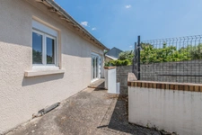 IMMEUBLE avec local commercial + appartement à vendre BONNEUIL SUR MARNE (94)