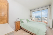 EXCLUSIVITÉ – APPARTEMENT  DERNIER ÉTAGE | TERRASSE DE 38 m² | VUE SUR LES TOITS DE PARIS