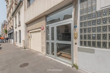 Appartement 2 pièces rénové avec terrasse de 36m² - 15EME ARRONDISSEMENT 