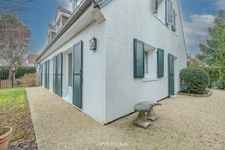 EXCLUSIVITÉ - Maison familiale avec jardin arboré + double garage 