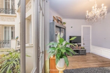  – PORTE DE SAINT-CLOUD – APPARTEMENT TRAVERSANT 2 PIECES - 42 m² – BALCONS – CHARME DE L’ANCIEN