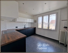 Location Tremblay en France appartement T3 de 68 m²  avec grand jardin commun