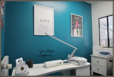 A vendre fonds de commerce - Institut de beauté - 102 m2 avec jardin intérieur proche gare RER