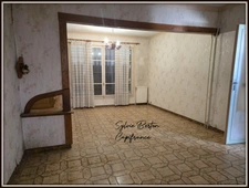 SEVRAN - Maison 5 pièces - 500 m2 de terrain avec garage et atelier