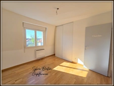VAUJOURS Maison 4 pièces - 96 m2 avec jardin et deux places de stationnement