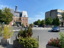A louer NOISY LE GRAND Triplex meublé idéal colocation 