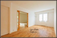 LIVRY GARGAN - Deux pièces en rez de chaussée avec jardin, cave et garage