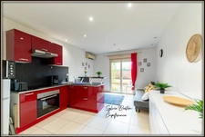 Vaujours à vendre studio 24 m2 avec terrasse et place de parking