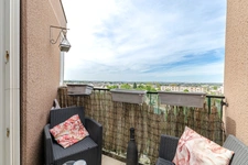 LIVRY GARGAN appartement T4 6 85 M2 cave et place de parking