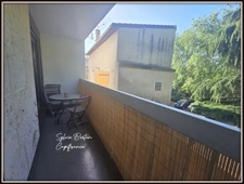 VAUJOURS Studio - 34 m2 avec balcon et place de parking