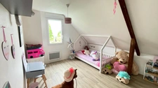 Maison à vendre 150 m², 5 chambres GUERLEDAN (22)