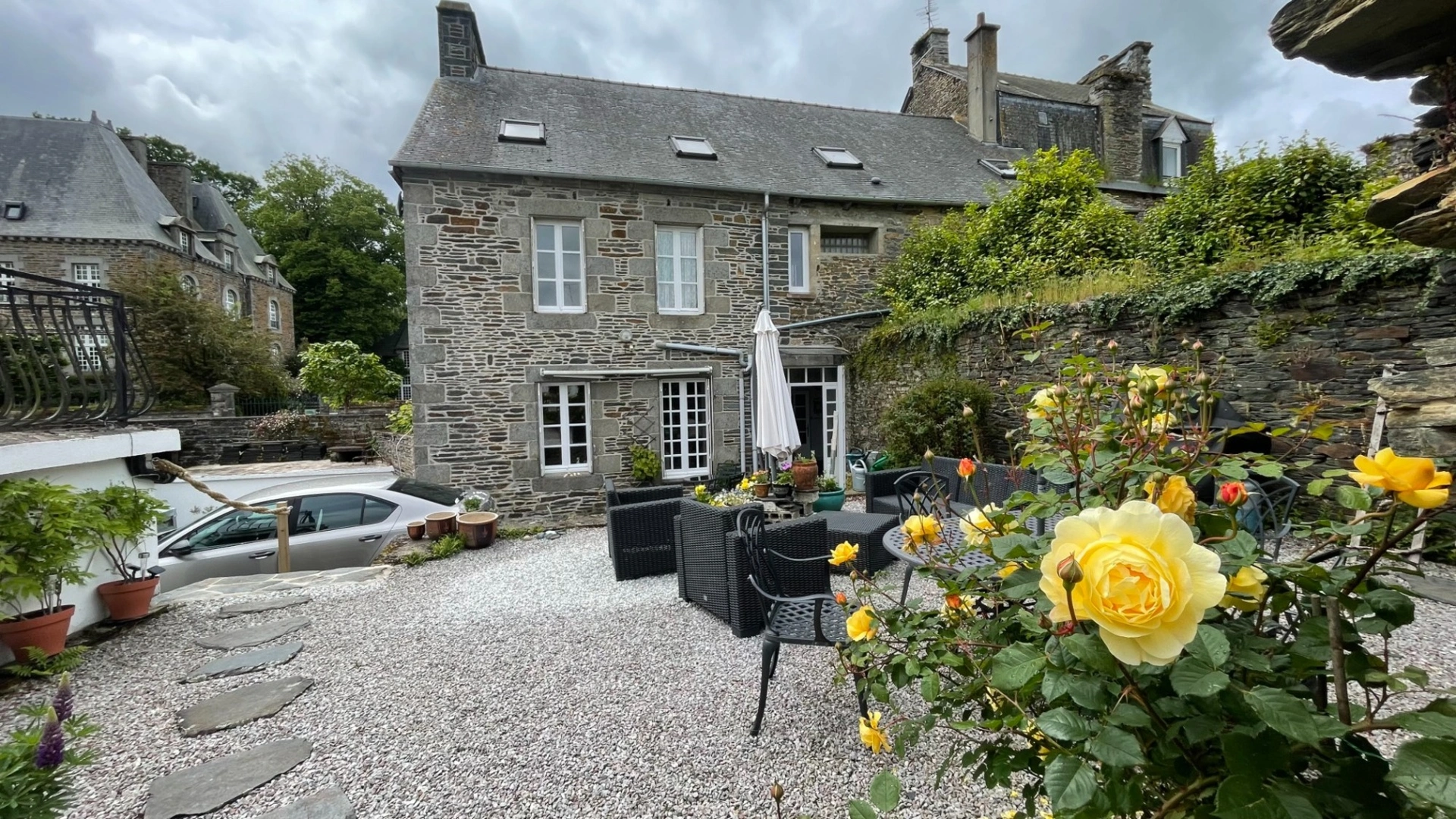Maison 11 pièces 290 m² · à Gouarec · 290 m² · 276 925 €