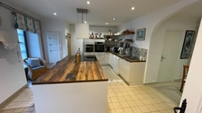 Maison de caractère de 290 m² au cœur du bourg (22)