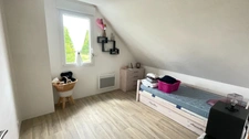 Maison à vendre 150 m², 5 chambres GUERLEDAN (22)
