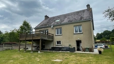 Maison à vendre 150 m², 5 chambres GUERLEDAN (22)