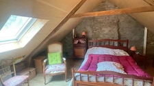 Maison à vendre avec 2 ha 40 de terrain secteur GUERLEDAN (22)