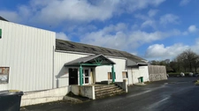 Local/bureau 950 m² à vendre GOUAREC (22)