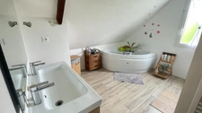 Maison à vendre 150 m², 5 chambres GUERLEDAN (22)