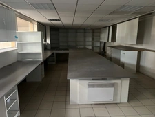 Local d'activité de 1900 m² env en périphérie de LOUDEAC