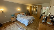 Maison de caractère de 290 m² au cœur du bourg (22)