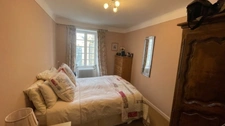 Maison de caractère de 290 m² au cœur du bourg (22)