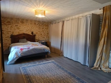 MAISON DE CHARME  4 CHAMBRES VUE CHAINE PYRENEES.
