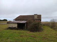 AUTENTIQUE MAISON LANDAISE A RENOVER AVEC TOITURE REFAITE 