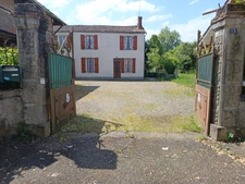 CORPS DE FERME DE CHARME - 3000m² - CHEMIN DE COMPOSTELLE