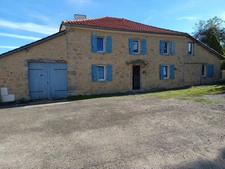 MAISON DE CHARME  4 CHAMBRES VUE CHAINE PYRENEES.