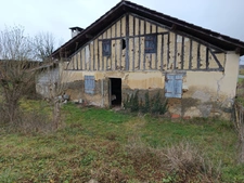 AUTENTIQUE MAISON LANDAISE A RENOVER AVEC TOITURE REFAITE 