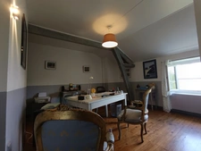 MAISON GASCOGNE QUATRE CHAMBRES ENTIEREMENT RENOVEE SUR 1 HECTARE ET SES DEPENDANCES 