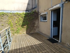 MAISON COEUR DE VILLE TROIS CHAMBRES SUR UN TERRAIN DE 1600 M²