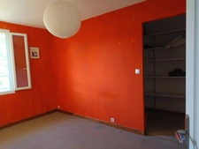 MAISON COEUR DE VILLE TROIS CHAMBRES SUR UN TERRAIN DE 1600 M²