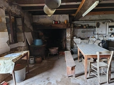 AUTENTIQUE MAISON LANDAISE A RENOVER AVEC TOITURE REFAITE 
