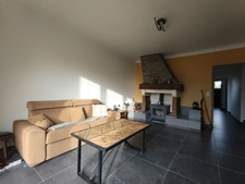 MAISON CONTEMPORAINE DE PLAIN-PIED AVEC DEPENDANCES SUR PLUS DE 1 HECTARE AVEC VUE PYRENEES 