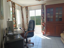 CONTEMPORAINE DE 5 CHAMBRES , QUARTIER RECHERCHE.